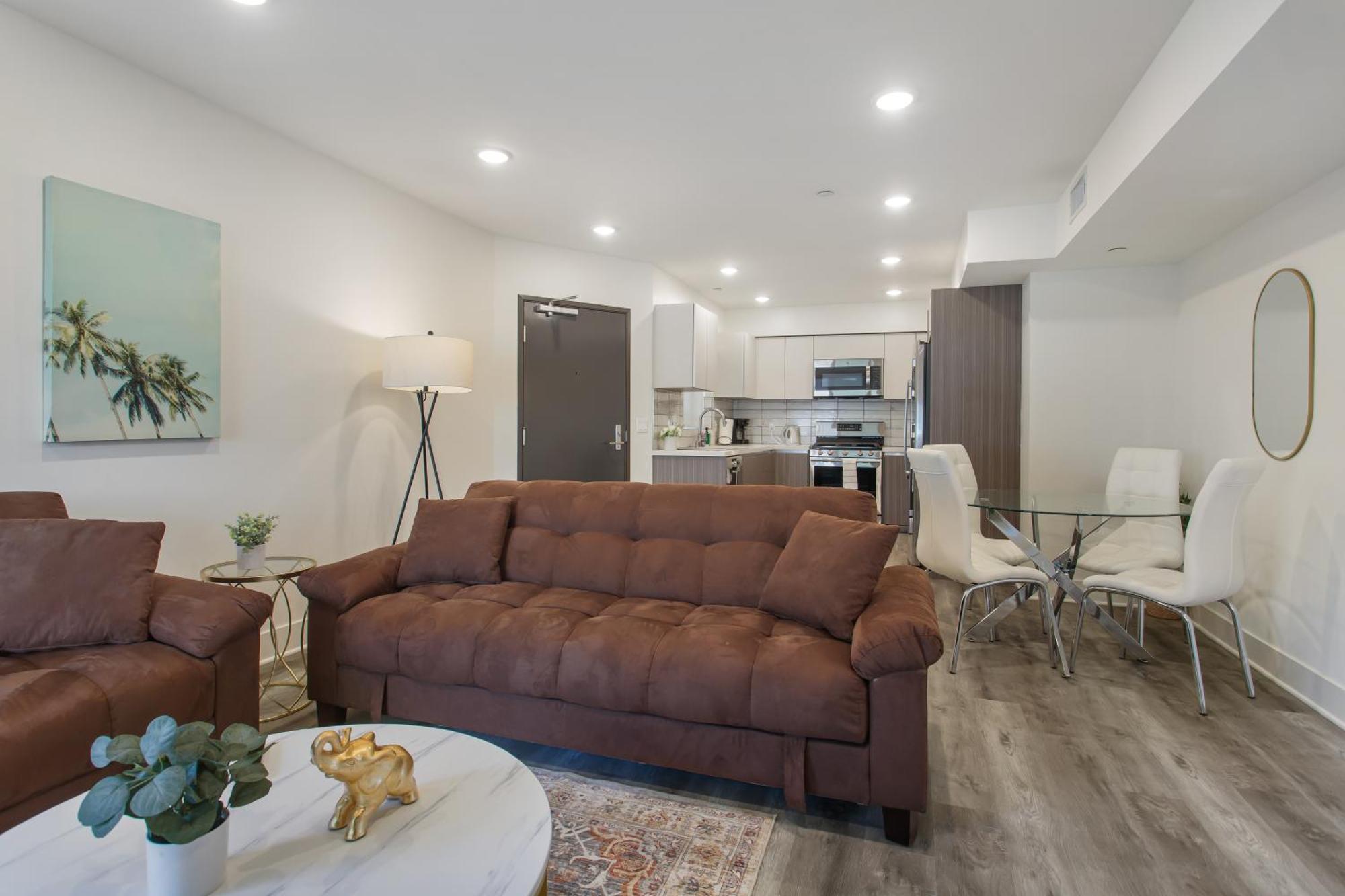 Beverly Hills 2bd 2ba With Free Parking Hotel cápsula