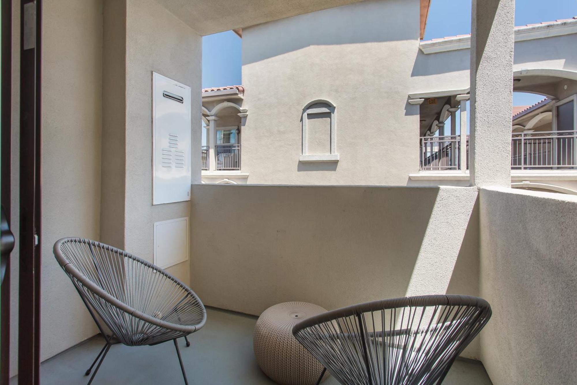 Beverly Hills 2bd 2ba With Free Parking Hotel cápsula